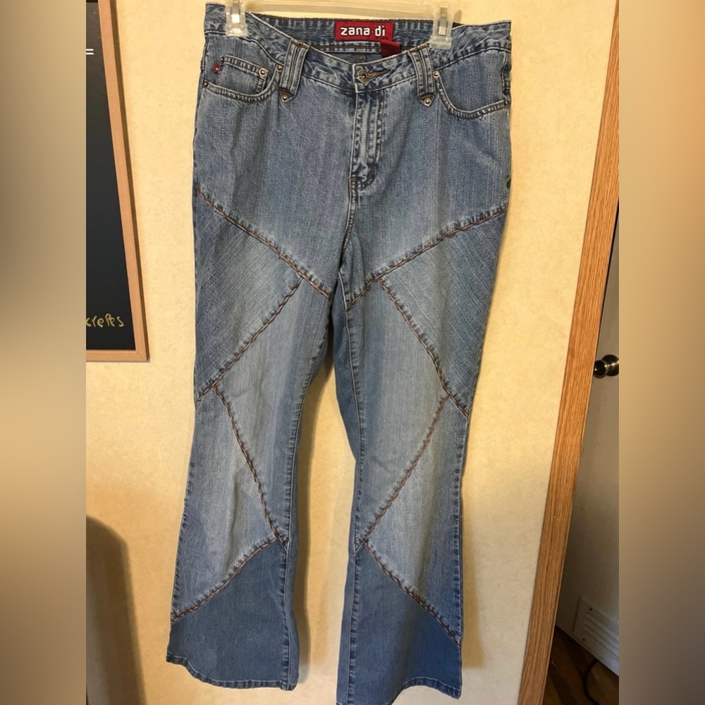Stylish Blue Women's Jeans
